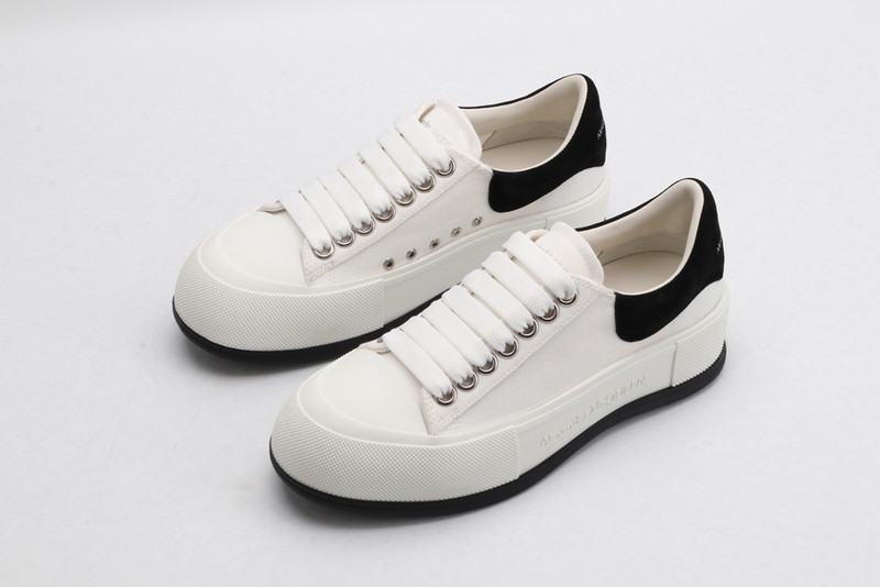 ALEXANDER MCQUEEN SNEAKER