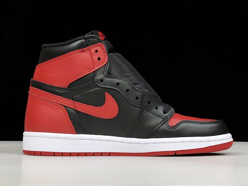 AIR JORDAN 1 RETRO HIGH OG BANNED 555088-001