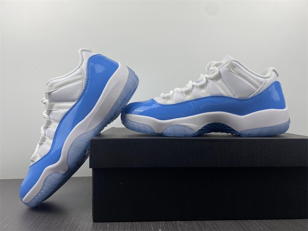 Jordan 11 Retro Low University Blue (2017) 528895-106