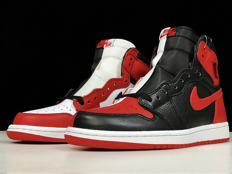 AIR JORDAN 1 HOMAGE TO HOME 861428-061