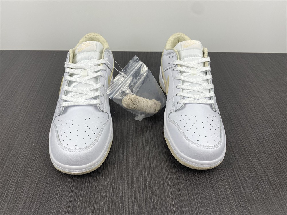 Nike Womens WMNS Dunk Low Pearl White DD1503-110