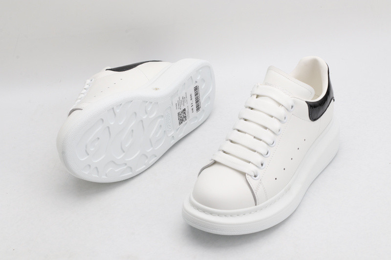 ALEXANDER MCQUEEN SNEAKER