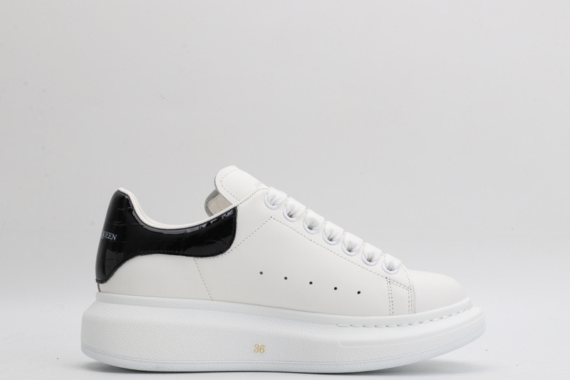 ALEXANDER MCQUEEN SNEAKER