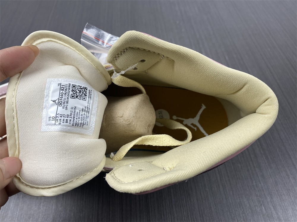 Jordan 1 Mid SE Dark Pony Smoky Mauve (W) DO7440-821