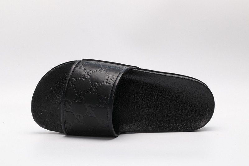 GUC LEATHER SLIDE