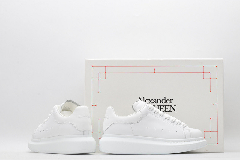 ALEXANDER MCQUEEN SNEAKER