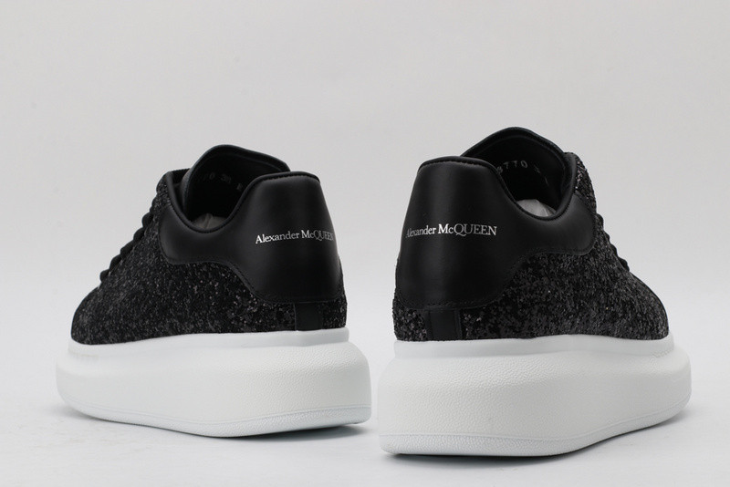 ALEXANDER MCQUEEN SNEAKER