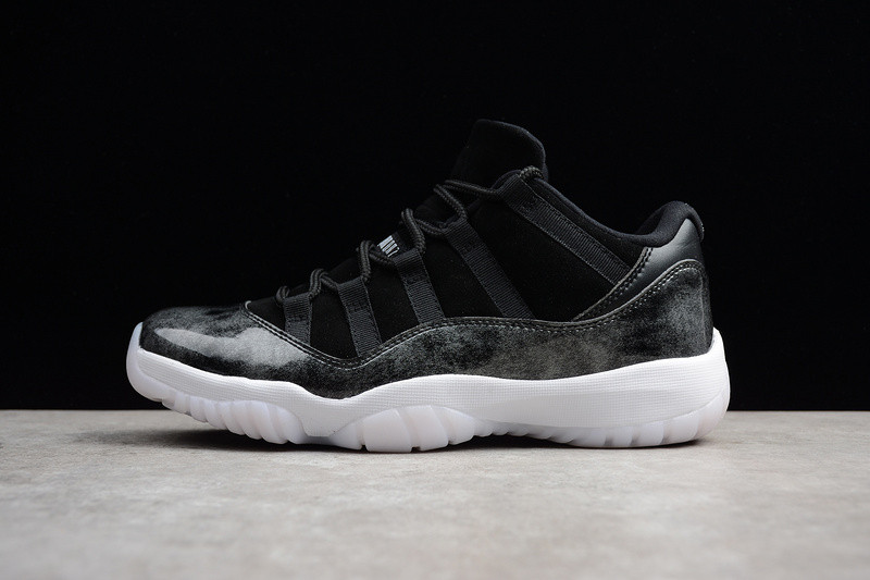 AIR JORDAN 11 RETRO LOW "BARONS" 528895-010