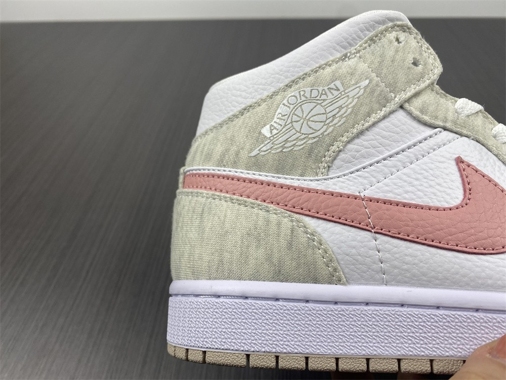 Air Jordan 1 Mid SE “Light Iron Ore” DN4045-001