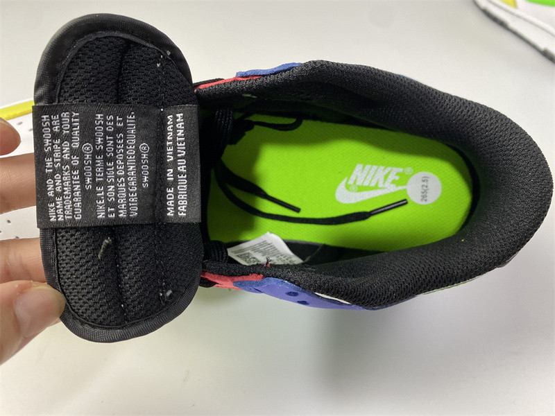 NIKE SB DUNK LOW GREEN STRIKE DD1503-106