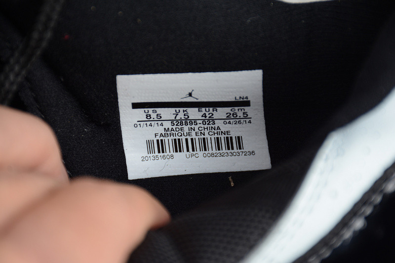 AIR JORDAN 11 RETRO LOW "INFRARED" 528895-023