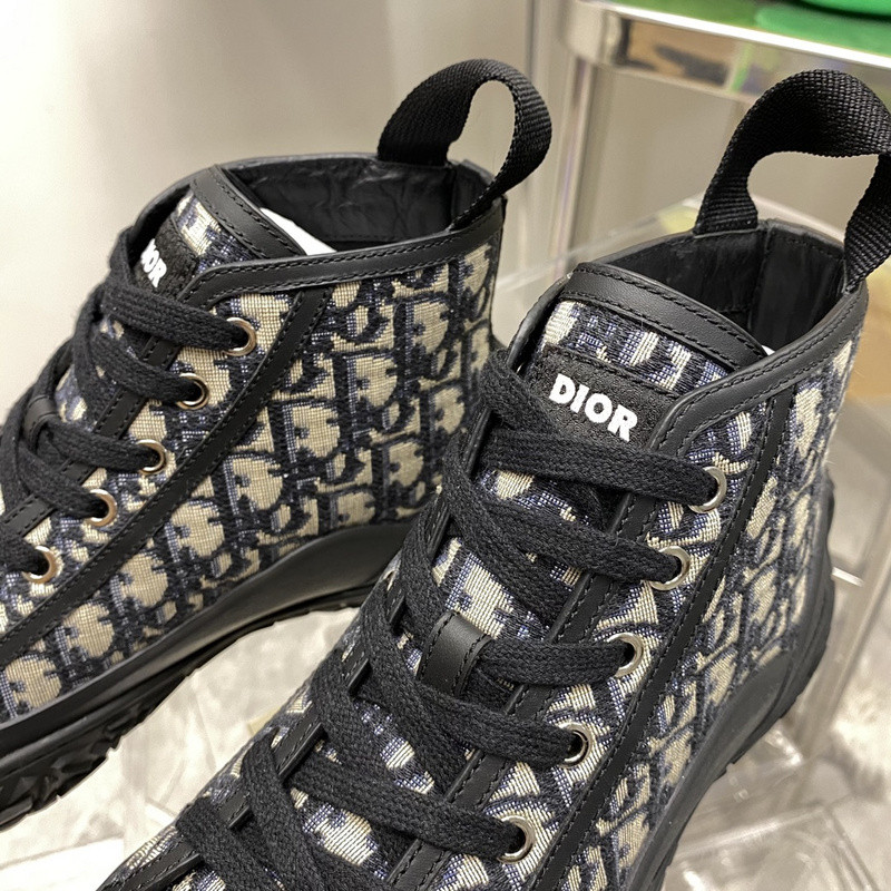DR B28 SNEAKER