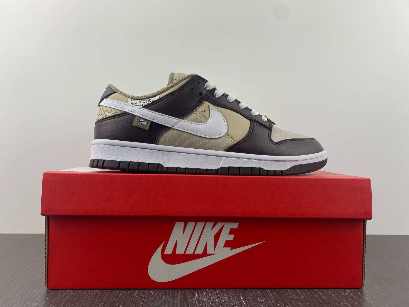 Nike Dunk Low Brown Basalt (W) DX6060-111
