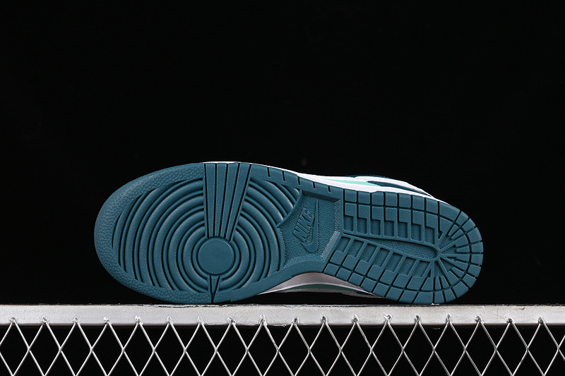 Nike Dunk Low "Geode Teal" DD1503-301