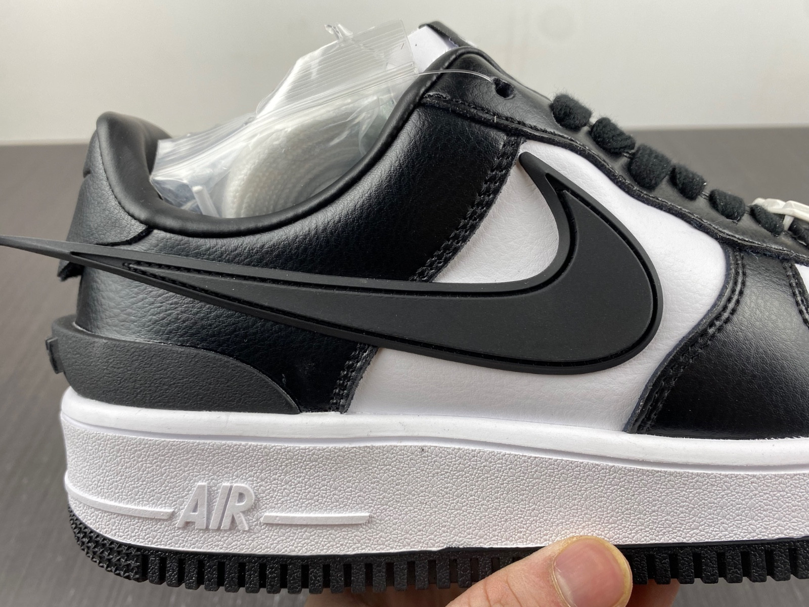 Nike x AMBUSH Air Force 1 Low Black / Phantom DV3464-007