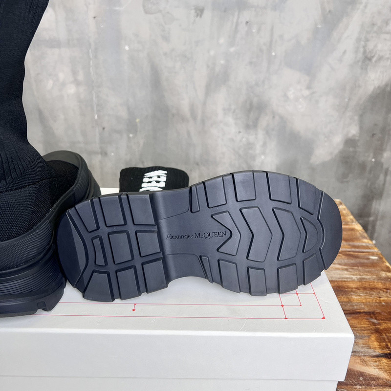 Alexander McQueen Tread sock-style boots