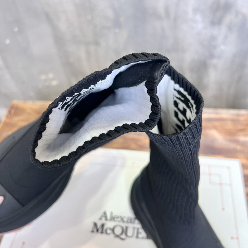 Alexander McQueen Tread sock-style boots