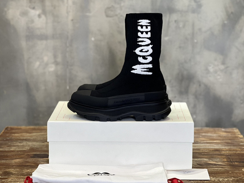 Alexander McQueen Tread sock-style boots