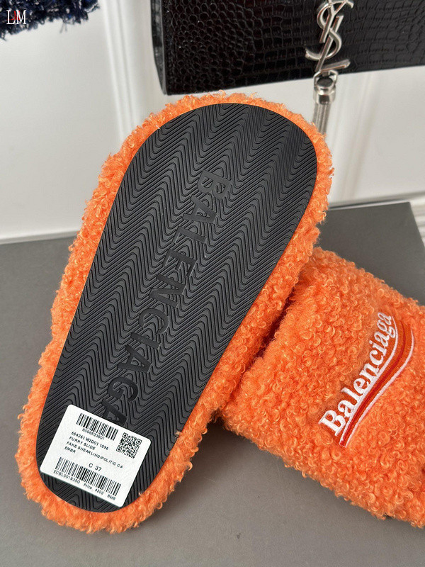 BALENCIAGA SLIDES