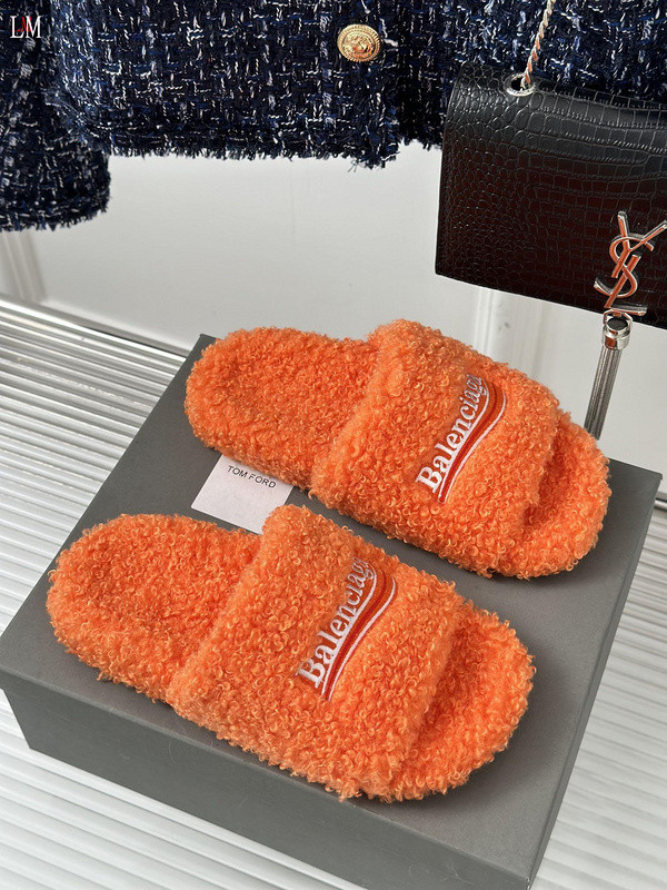 BALENCIAGA SLIDES