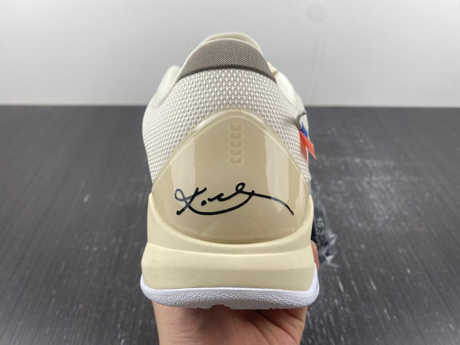 NIKE KOBE 5 PROTRO UNDEFEATED RICE WHITE DB4796-101