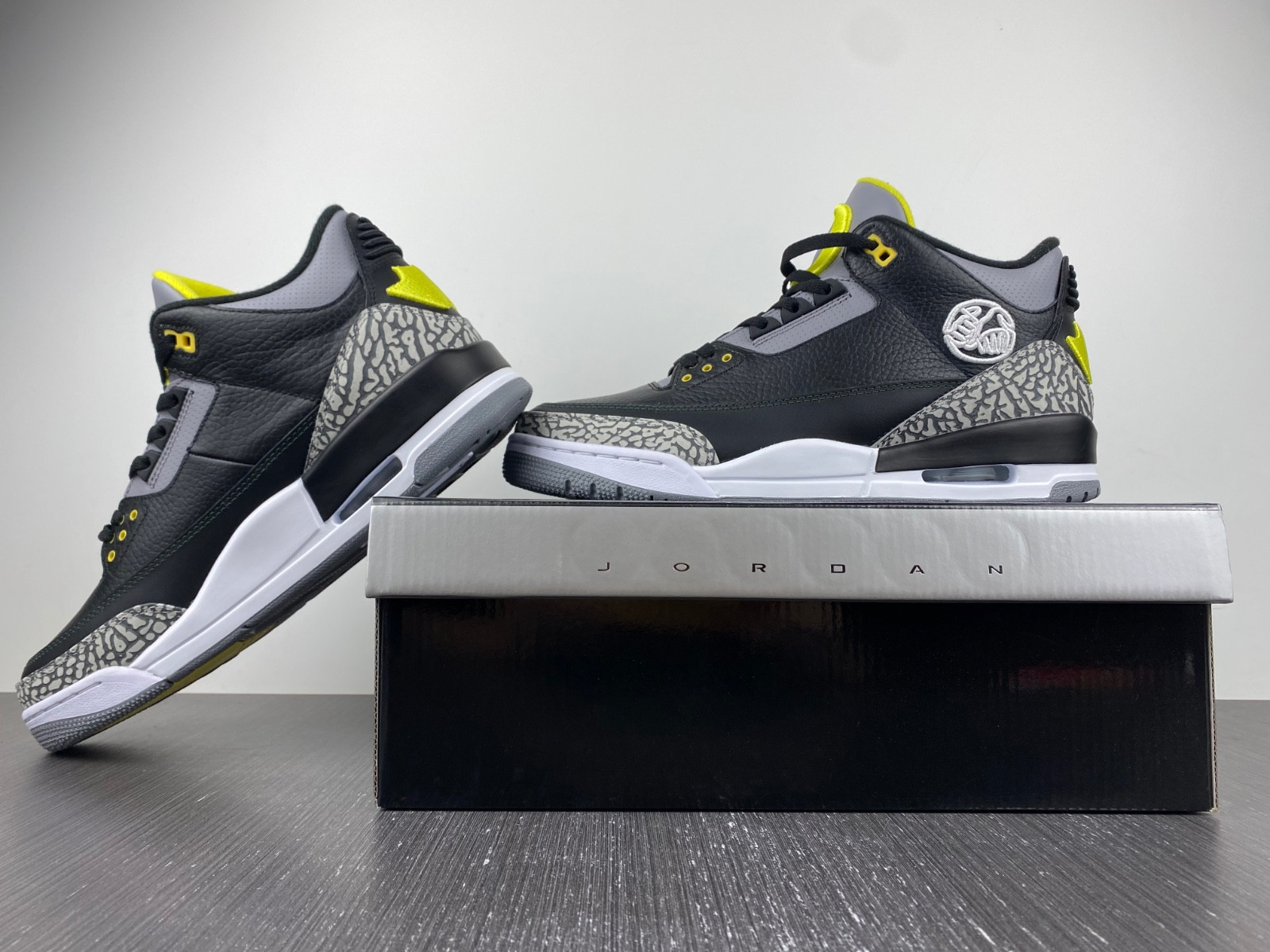 Jordan 3 Retro Oregon Ducks Pit Crew Black HO11-MNJDLS-5
