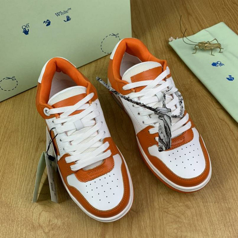 Off-White c/o Virgil Abloh