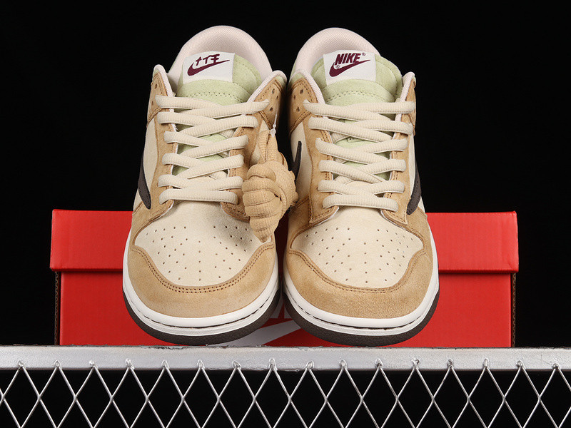 Nike Dunk SB Low PS5 Travis Scott x PlayStation 2023 Shoes CU1726-666