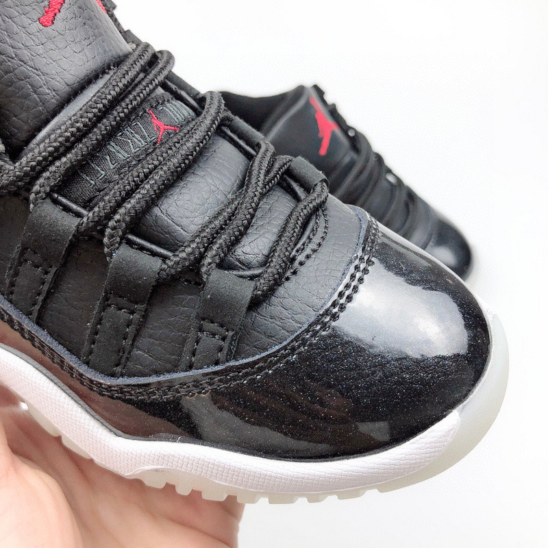 AIR JORDAN 11 KIDS SHOES
