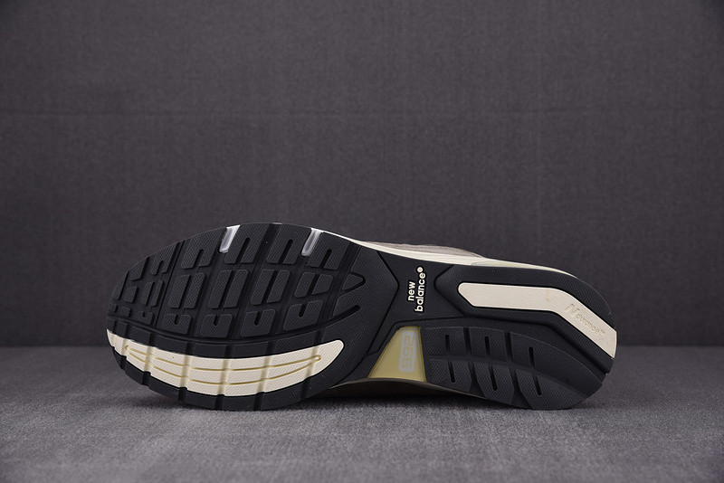 New Balance 992 JJJJound Grey M992J2