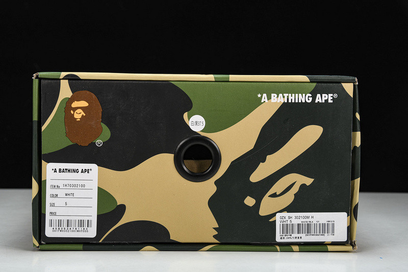 BAPE SNEAKERS