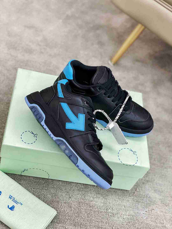 Off-White c/o Virgil Abloh