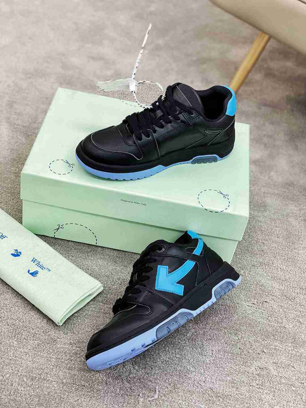 Off-White c/o Virgil Abloh