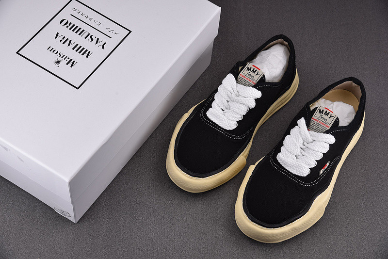 Ma*s*n mihara sneakers