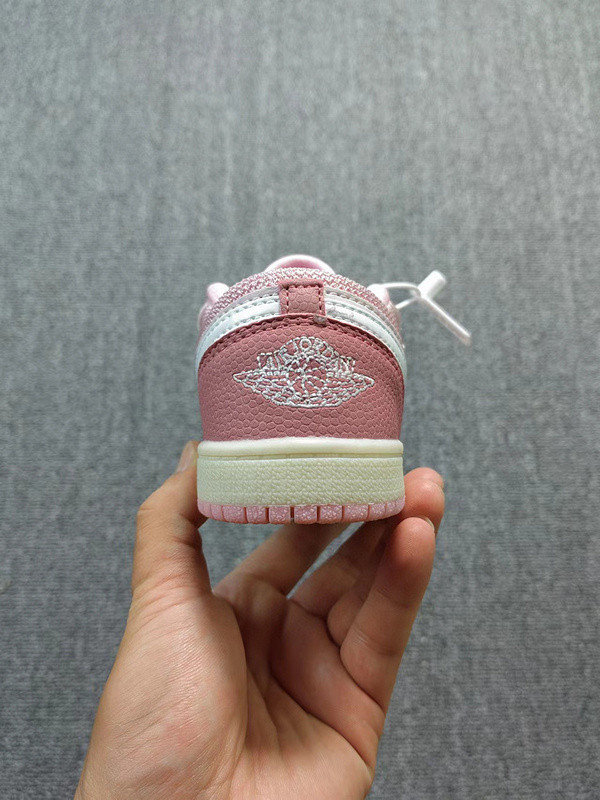AIR JORDAN 1 KIDS SHOES