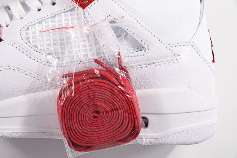 Jordan 4 Retro Metallic Red CT8527-112