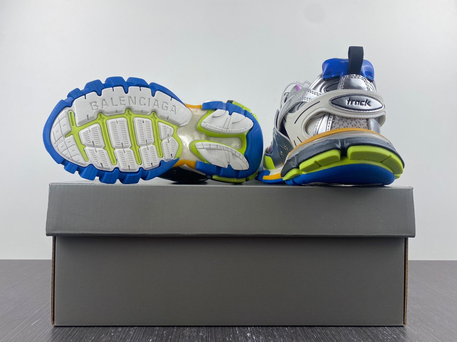 Ba*len*cia*ga track trainer 542023-w2fsa-8123