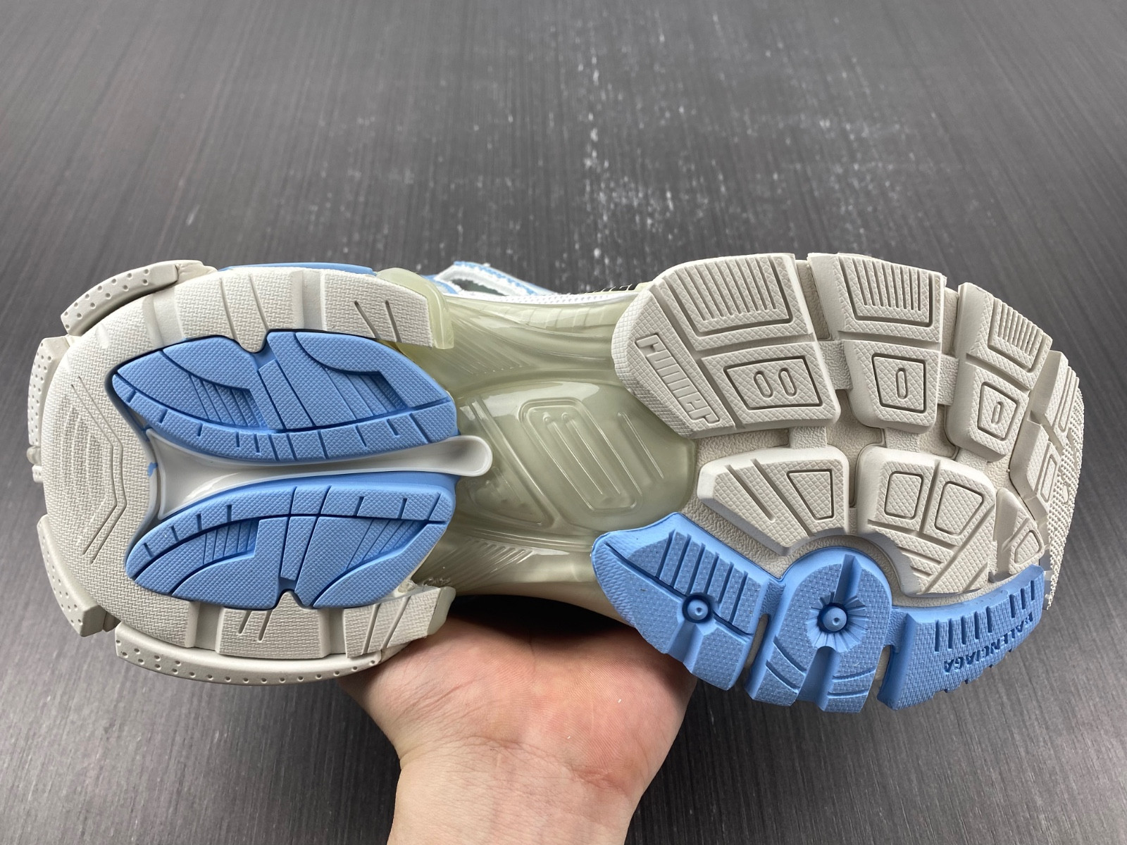 Ba*len*cia*ga runner 677403 w3r82 9744