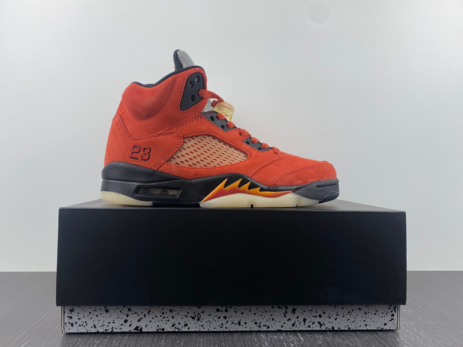 Air Jordan 5 WMNS "Mars For Her" DD9336-800
