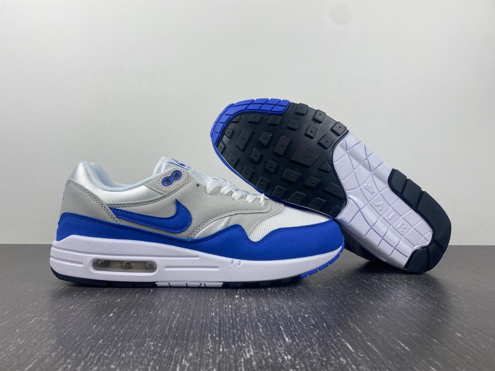 Nike Air Max 1 Anniversary Royal (2017) 908375-101