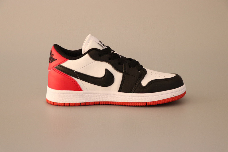 AIR JORDAN 1 KIDS SHOES