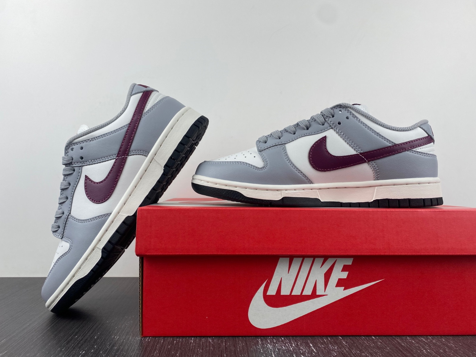 Nike Dunk Low Grey Team Red DD1503-122