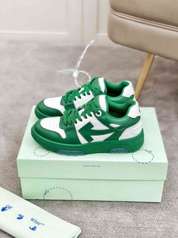 Off-White c/o Virgil Abloh