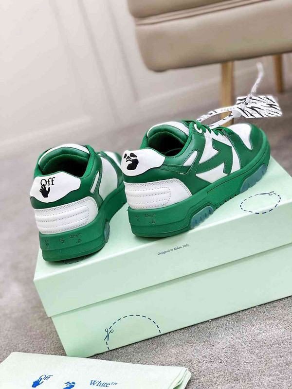 Off-White c/o Virgil Abloh