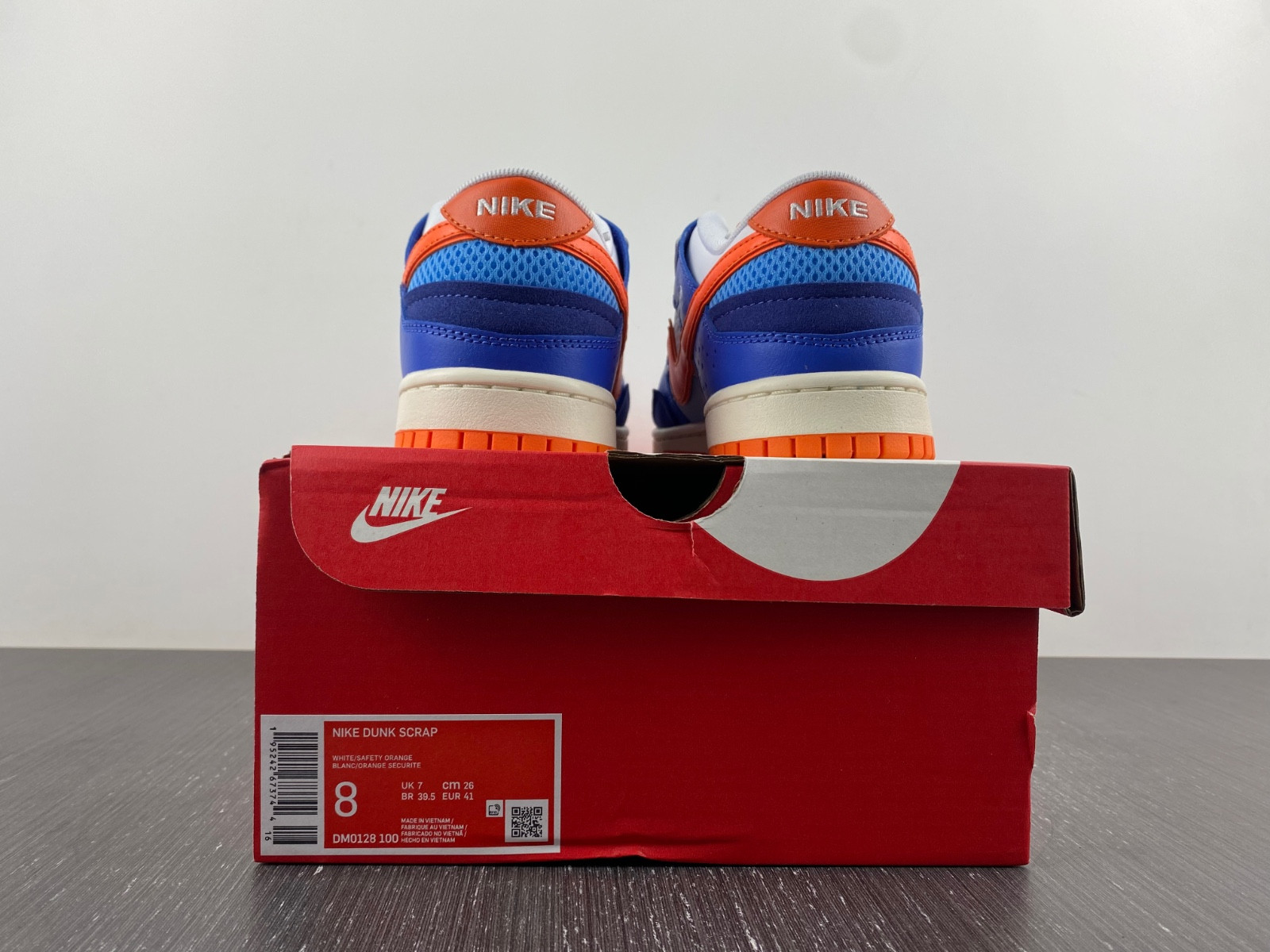 Nike Dunk Scrap “Knicks” DM0128-10J