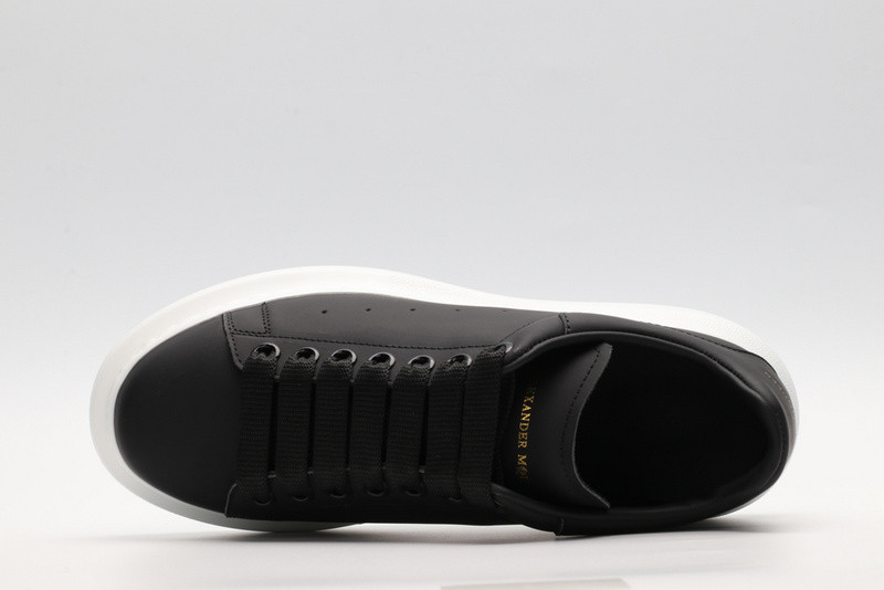 ALEXANDER MCQUEEN SNEAKER