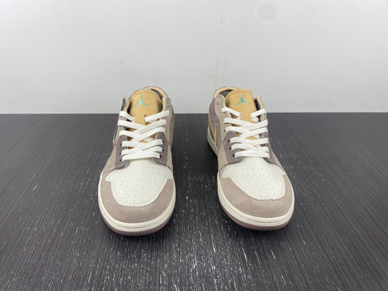 Jordan 1 Low SE Craft Taupe Haze - DN1635-200