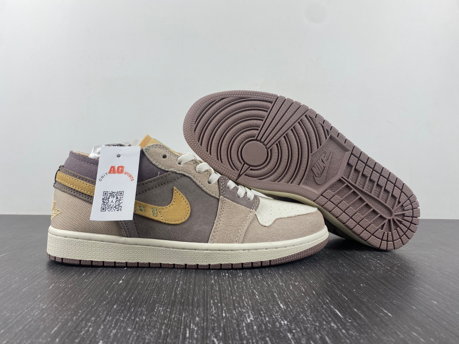 Jordan 1 Low SE Craft Taupe Haze - DN1635-200