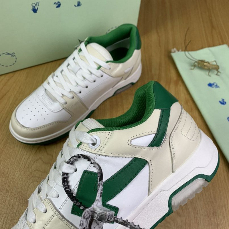 Off-White c/o Virgil Abloh