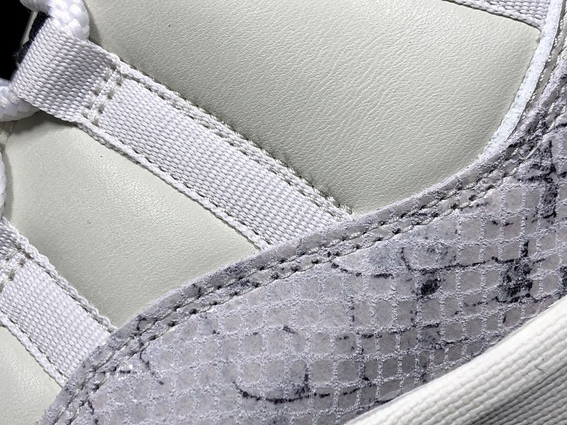 AIR JORDAN 11 RETRO LOW 